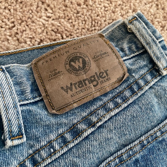 Men’s wrangler jeans - Picture 2 of 3